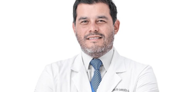 Innovar, colaborar y humanizar: la visión del Dr. Carlos Garcés para el futuro del laboratorio clínico 